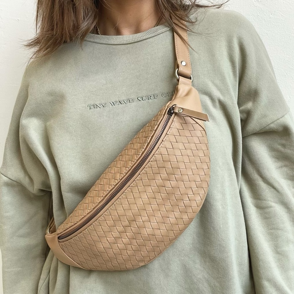 MANDRN Woven Atlas Sand Leather Fanny Pack